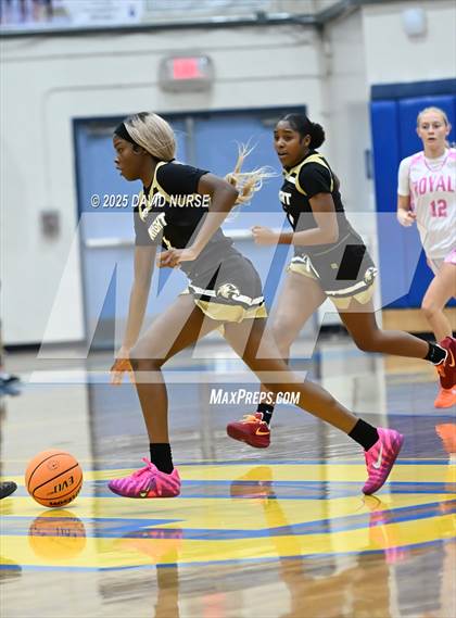 Thumbnail 1 in Knight @ Quartz Hill photogallery.