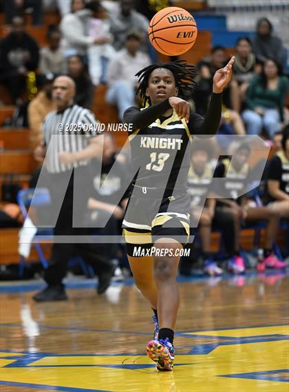 Thumbnail 3 in Knight @ Quartz Hill photogallery.