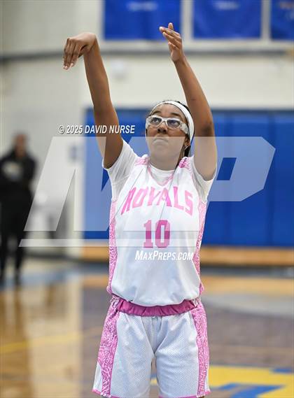 Thumbnail 3 in Knight @ Quartz Hill photogallery.