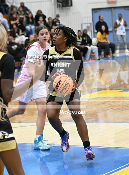 Thumbnail 2 in Knight @ Quartz Hill photogallery.