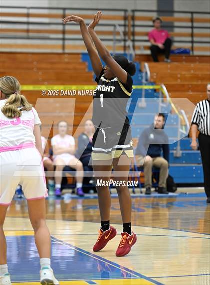 Thumbnail 1 in Knight @ Quartz Hill photogallery.