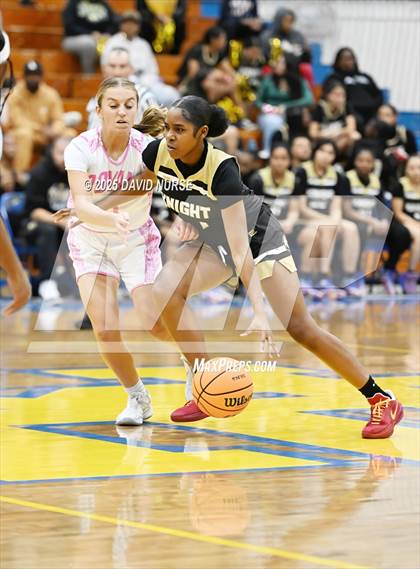 Thumbnail 1 in Knight @ Quartz Hill photogallery.