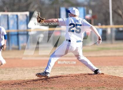 Thumbnail 2 in Carmel Christian vs Cuthbertson photogallery.