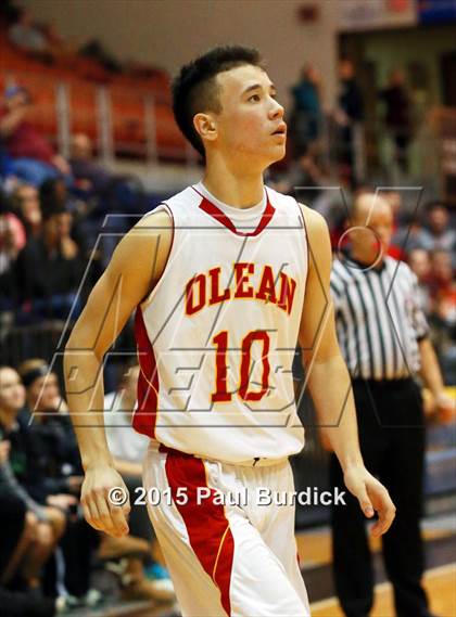 Thumbnail 1 in Warren vs Olean (IAABO Holiday Tournament Large School Championship) photogallery.
