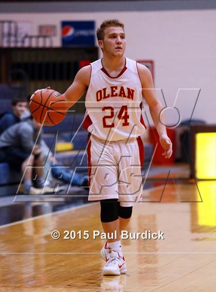 Thumbnail 3 in Warren vs Olean (IAABO Holiday Tournament Large School Championship) photogallery.
