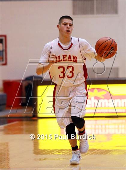 Thumbnail 3 in Warren vs Olean (IAABO Holiday Tournament Large School Championship) photogallery.