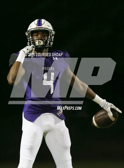 Thumbnail 3 in Anderson @ Cedar Ridge (UIL 6A Bi-District Playoff) photogallery.