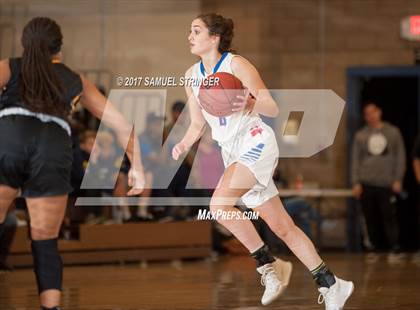 Thumbnail 2 in St. Ignatius vs. Bishop O'Dowd (Presentation Shootout) photogallery.