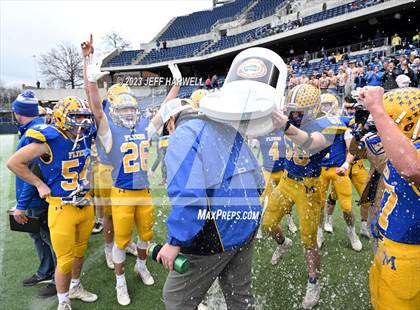 Thumbnail 3 in Dalton vs. Marion Local (OHSAA D7 Final) photogallery.