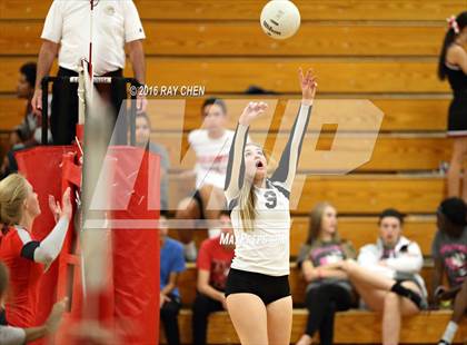 Thumbnail 3 in Arapahoe @ Eaglecrest photogallery.