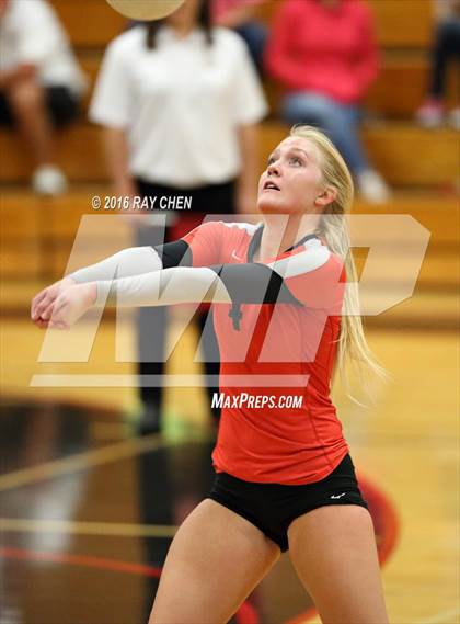 Thumbnail 3 in Arapahoe @ Eaglecrest photogallery.