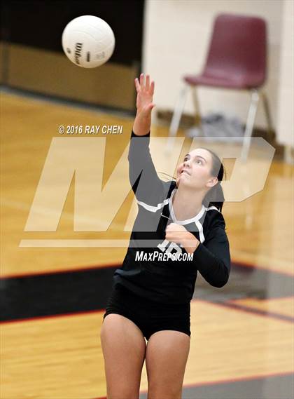 Thumbnail 3 in Arapahoe @ Eaglecrest photogallery.