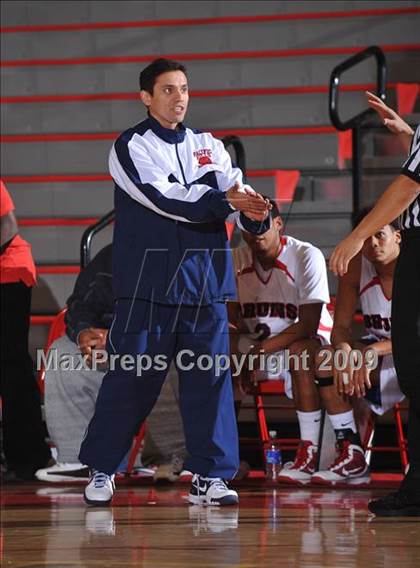 Thumbnail 3 in Pacific Hills vs Mayfair (MaxPreps Holiday Classic) photogallery.