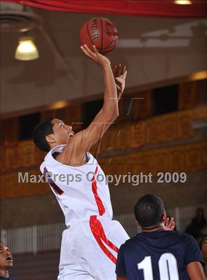 Thumbnail 3 in Pacific Hills vs Mayfair (MaxPreps Holiday Classic) photogallery.