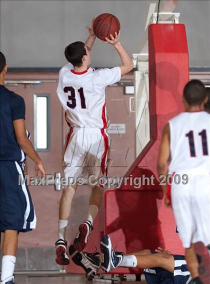 Thumbnail 3 in Pacific Hills vs Mayfair (MaxPreps Holiday Classic) photogallery.