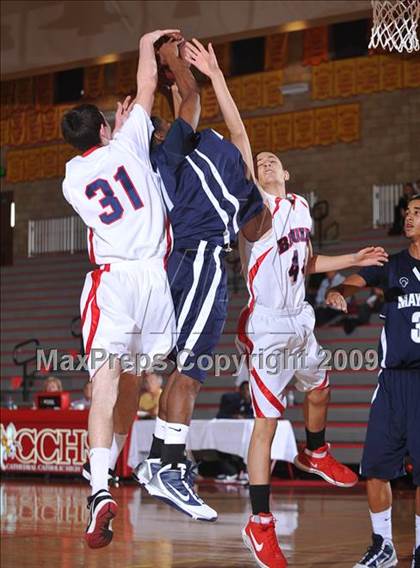 Thumbnail 1 in Pacific Hills vs Mayfair (MaxPreps Holiday Classic) photogallery.