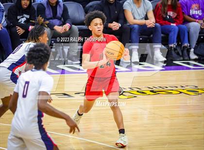 Thumbnail 2 in Jesuit vs. Modesto Christian (CIF SJS D1 Final) photogallery.
