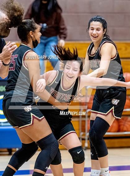 Thumbnail 1 in Whitney vs Lincoln (Chavez tournament) photogallery.