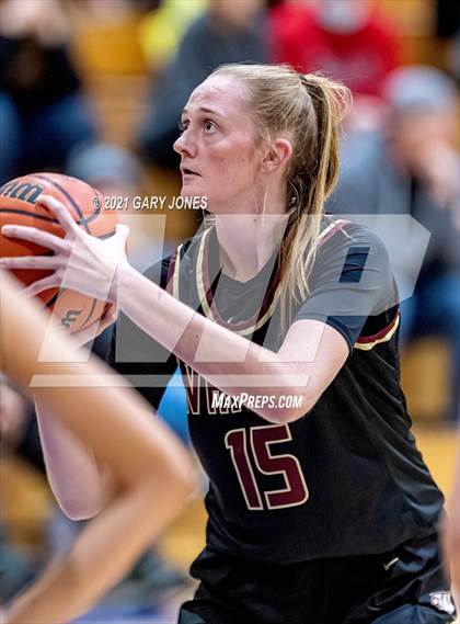 Thumbnail 2 in Whitney vs Lincoln (Chavez tournament) photogallery.