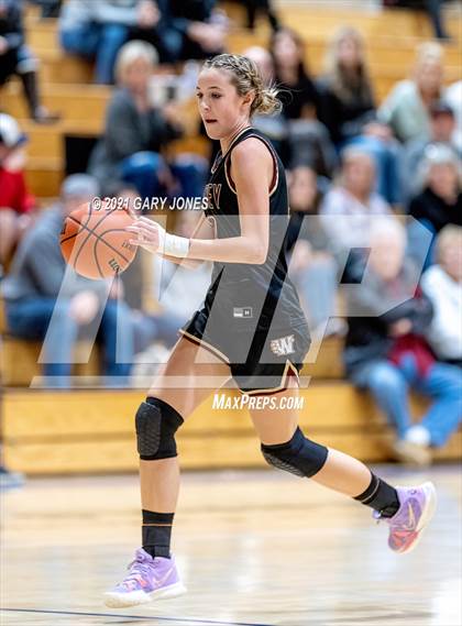 Thumbnail 2 in Whitney vs Lincoln (Chavez tournament) photogallery.