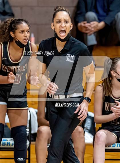 Thumbnail 3 in Whitney vs Lincoln (Chavez tournament) photogallery.