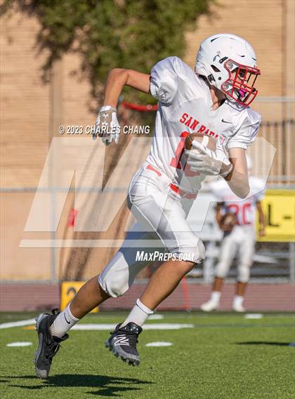 Thumbnail 2 in San Rafael vs Piner photogallery.