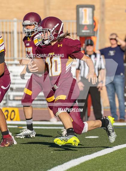 Thumbnail 2 in San Rafael vs Piner photogallery.