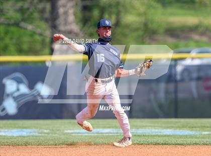 Thumbnail 3 in Lee's Summit @ Oak Park - Senior Night photogallery.