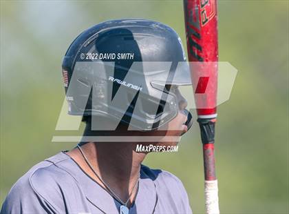 Thumbnail 2 in Lee's Summit @ Oak Park - Senior Night photogallery.