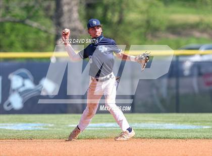 Thumbnail 2 in Lee's Summit @ Oak Park - Senior Night photogallery.