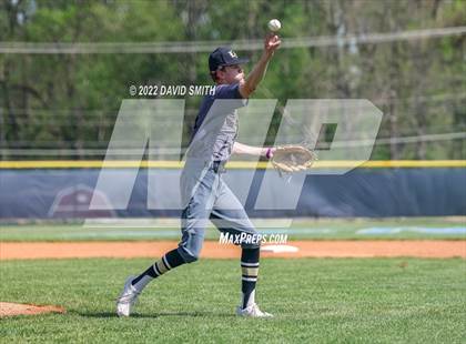 Thumbnail 2 in Lee's Summit @ Oak Park - Senior Night photogallery.