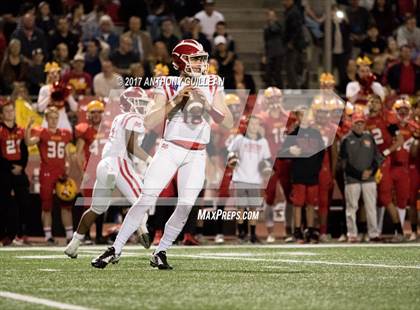Thumbnail 3 in Mission Viejo vs. Mater Dei (CIF SS D1 Semifinal) photogallery.