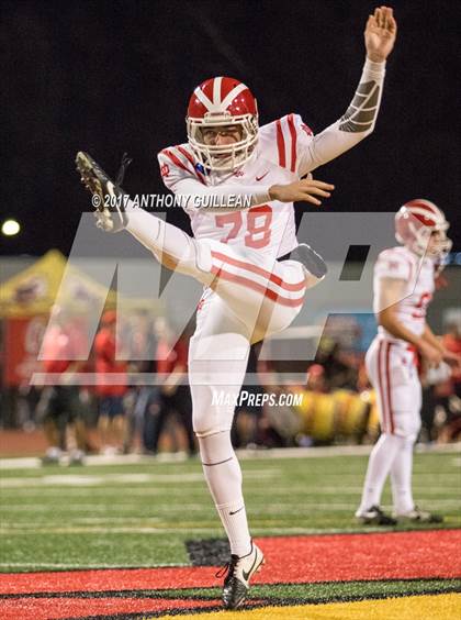 Thumbnail 2 in Mission Viejo vs. Mater Dei (CIF SS D1 Semifinal) photogallery.