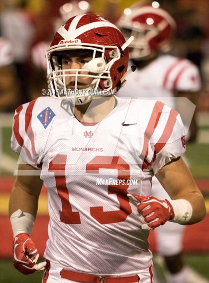 Thumbnail 2 in Mission Viejo vs. Mater Dei (CIF SS D1 Semifinal) photogallery.