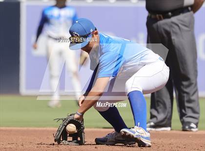 Thumbnail 2 in La Jolla vs. San Diego @ Petco Park photogallery.