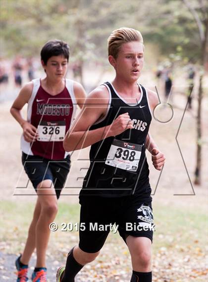 Thumbnail 1 in MMC League Meet photogallery.