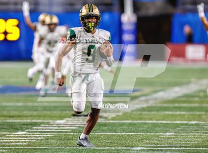 Thumbnail 2 in Langston Hughes vs. Gainesville (GHSA 6A Championship) photogallery.