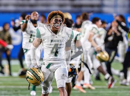 Thumbnail 2 in Langston Hughes vs. Gainesville (GHSA 6A Championship) photogallery.