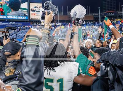 Thumbnail 2 in Langston Hughes vs. Gainesville (GHSA 6A Championship) photogallery.