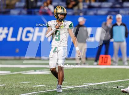 Thumbnail 3 in Langston Hughes vs. Gainesville (GHSA 6A Championship) photogallery.