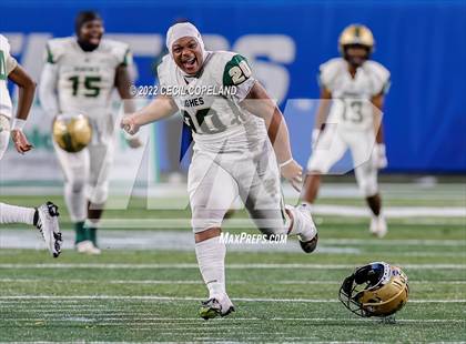 Thumbnail 3 in Langston Hughes vs. Gainesville (GHSA 6A Championship) photogallery.