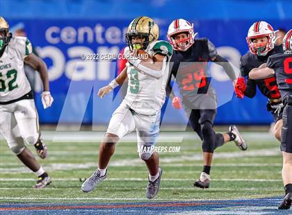 Thumbnail 3 in Langston Hughes vs. Gainesville (GHSA 6A Championship) photogallery.