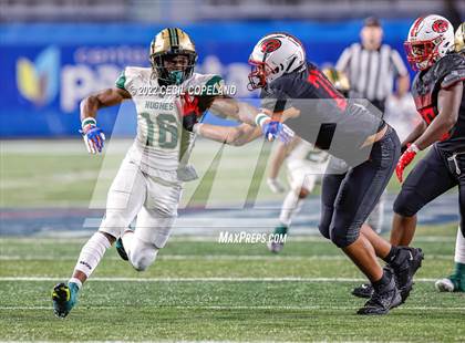 Thumbnail 1 in Langston Hughes vs. Gainesville (GHSA 6A Championship) photogallery.