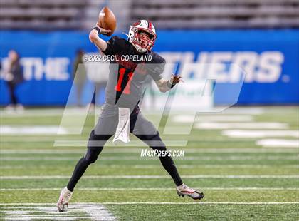 Thumbnail 2 in Langston Hughes vs. Gainesville (GHSA 6A Championship) photogallery.