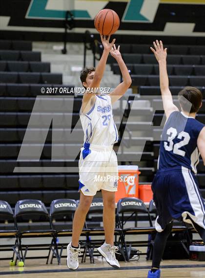 Thumbnail 3 in Maranatha Christian vs Chula Vista (Grossmont Winter Classic) photogallery.
