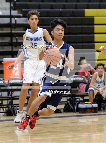 Thumbnail 3 in Maranatha Christian vs Chula Vista (Grossmont Winter Classic) photogallery.