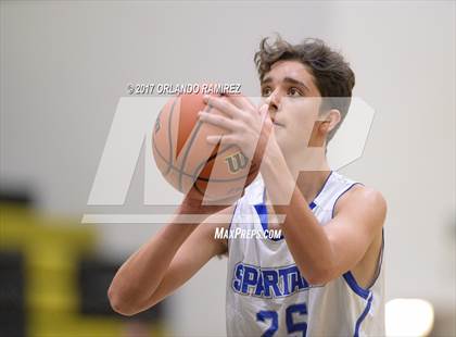 Thumbnail 3 in Maranatha Christian vs Chula Vista (Grossmont Winter Classic) photogallery.