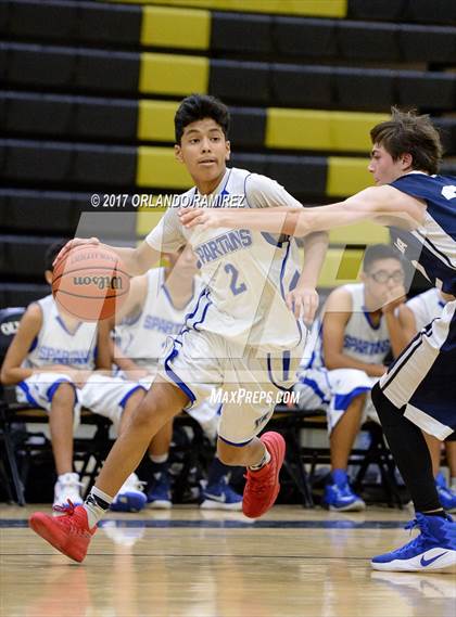Thumbnail 3 in Maranatha Christian vs Chula Vista (Grossmont Winter Classic) photogallery.
