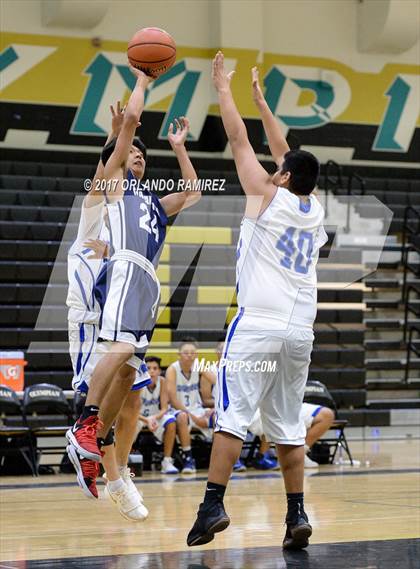 Thumbnail 2 in Maranatha Christian vs Chula Vista (Grossmont Winter Classic) photogallery.