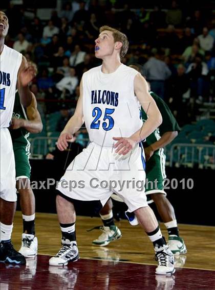 Thumbnail 2 in Aurora Central vs. Highlands Ranch (5A Quarterfinals) photogallery.